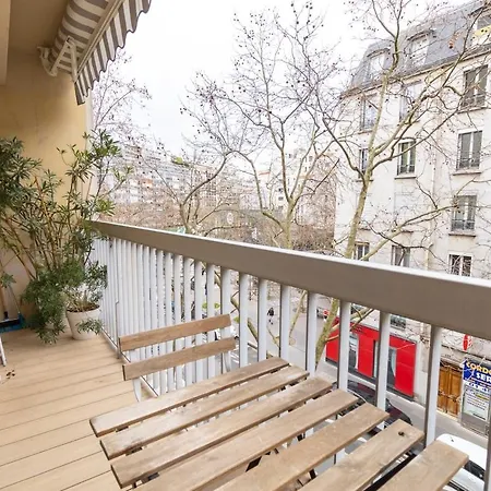 Appartamento Charming Eiffel Tower Beaugrenelle Parigi